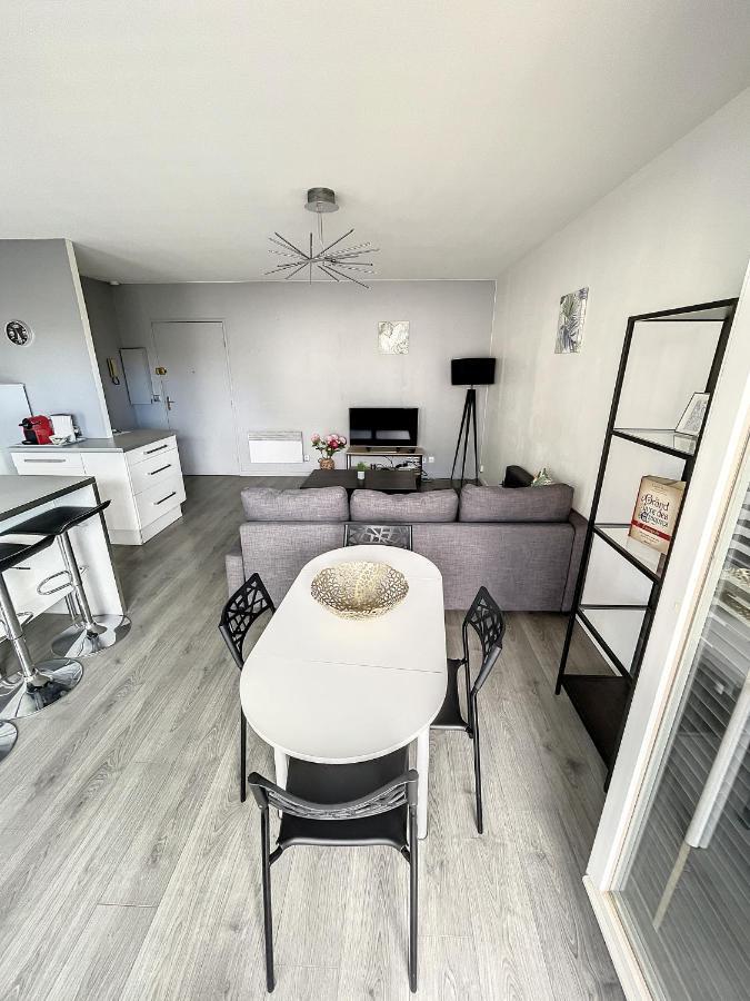 City & Cosy, Lyon Charcot- Wifi - Lave Linge - Balcon - Parking Экстерьер фото
