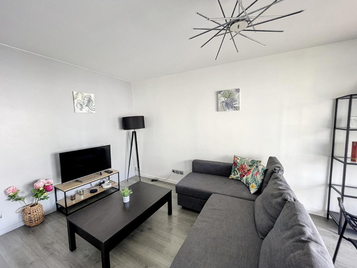 City & Cosy, Lyon Charcot- Wifi - Lave Linge - Balcon - Parking Экстерьер фото